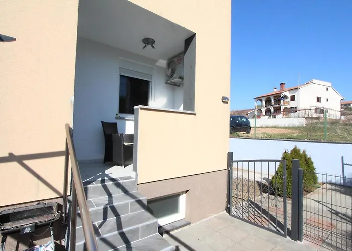 Adi Appartement *