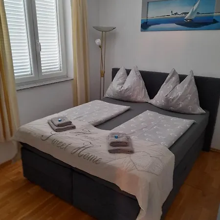 Adi Apartamento